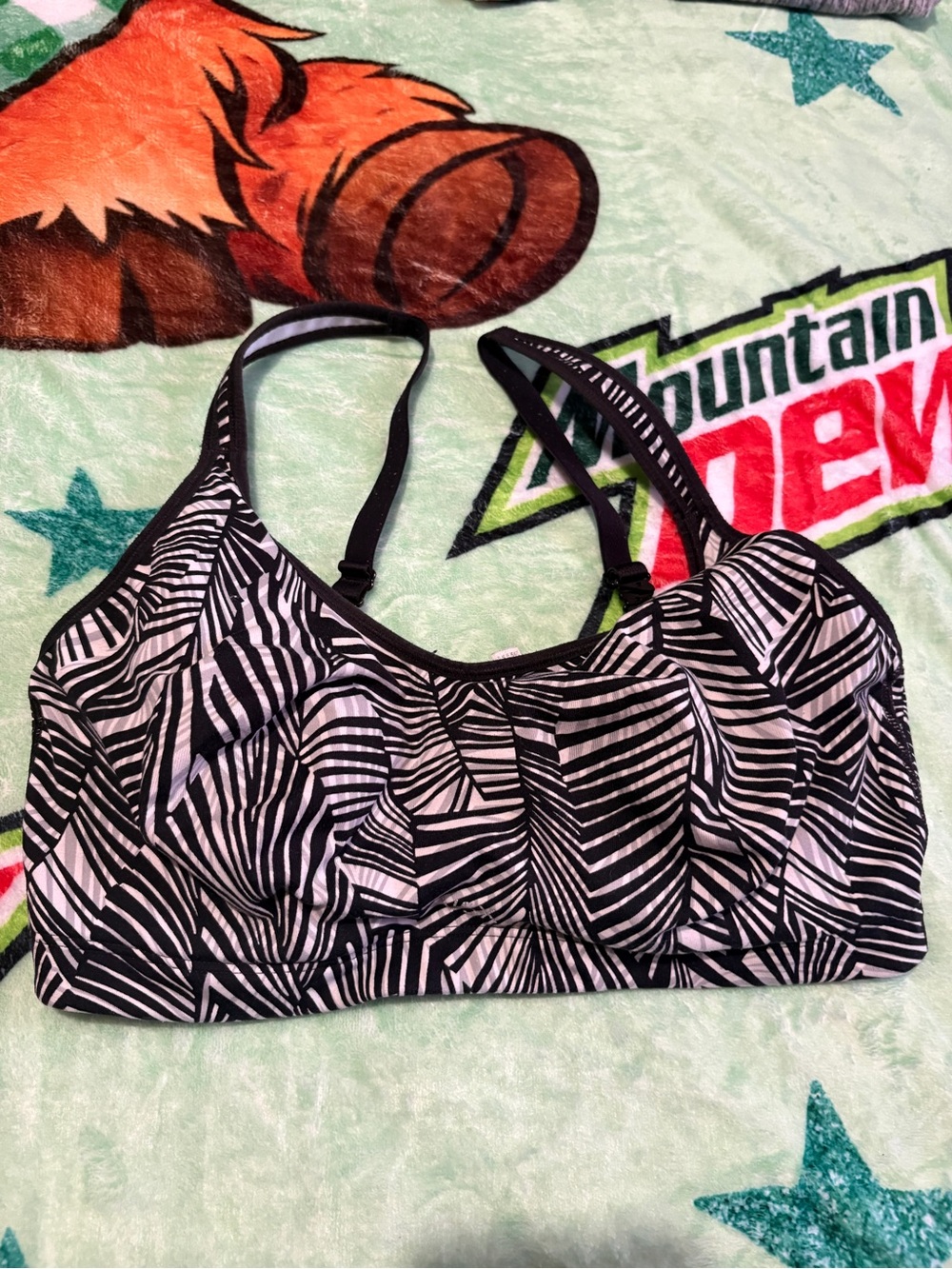 PINK Victoria's Secret Black & White Zebra-Print Wireless Bralette